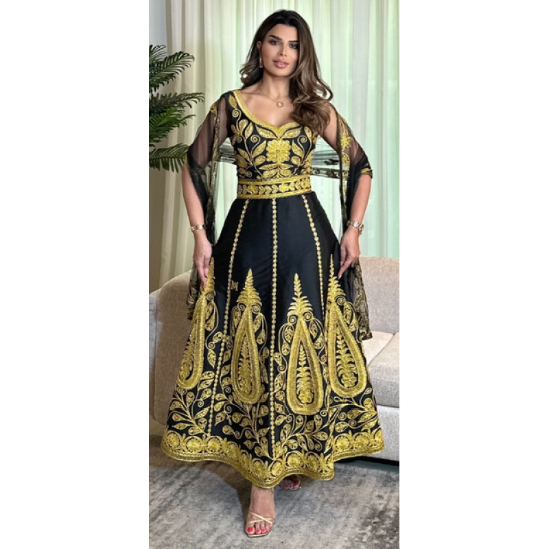 فستان شعبي  اسود تطريز ذهبي مع شك 